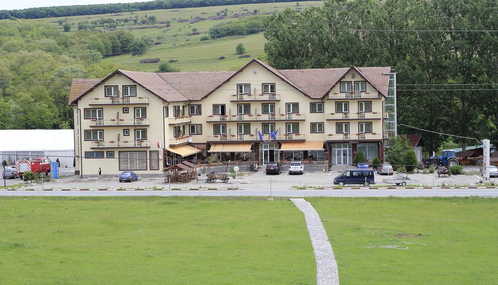 Hotel Dumbrava Rupea Εξωτερικό φωτογραφία